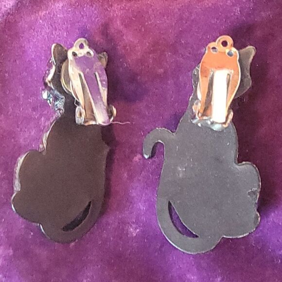 Silver Leopard Clip On Earrings - Picture 4 of 4